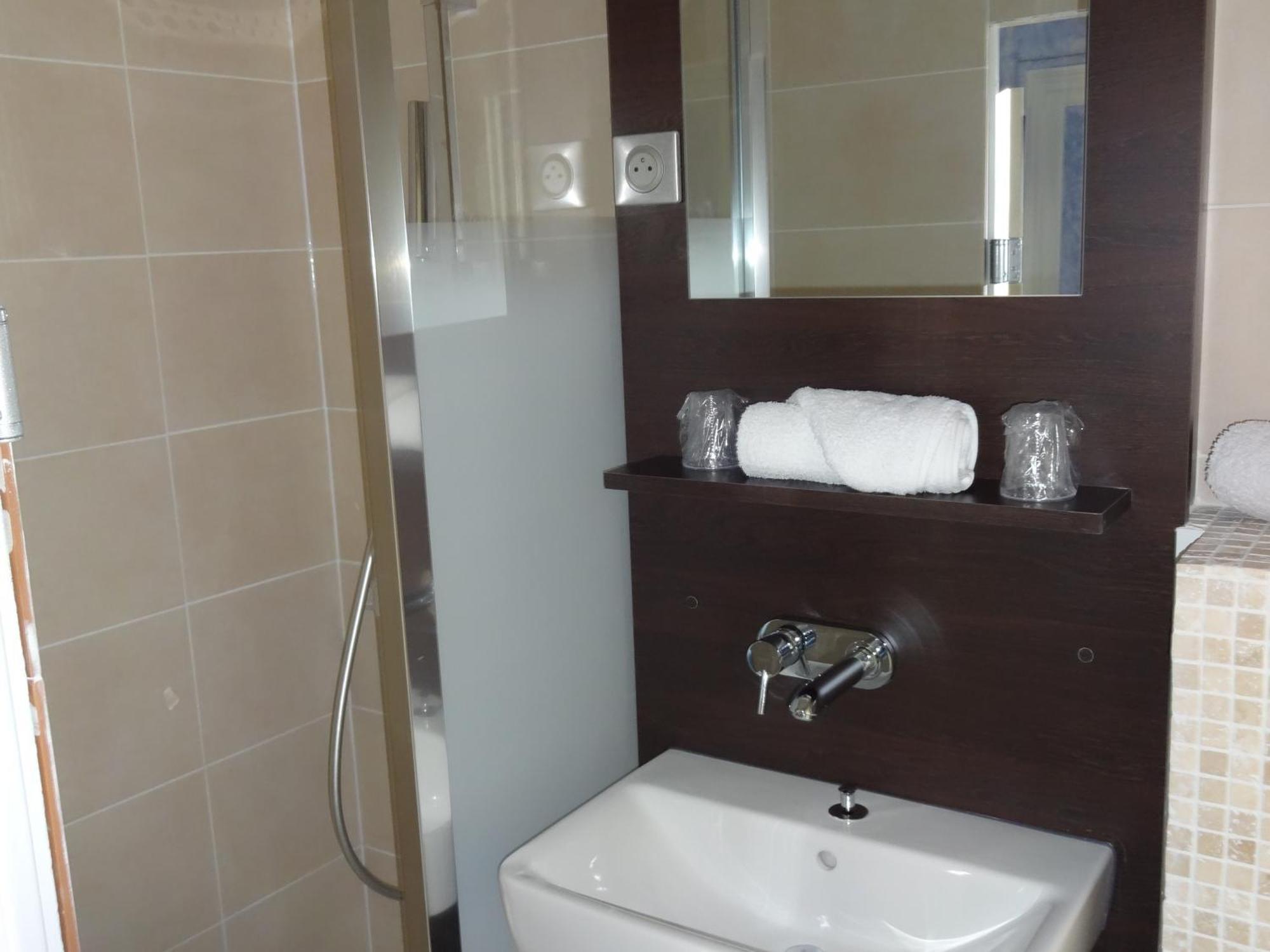 Hotel La Champagne Ardenne Cabourg Camera foto
